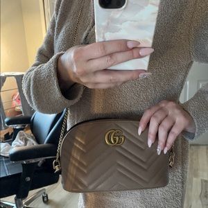 Authentic Gucci Marmont Bag / Pouch